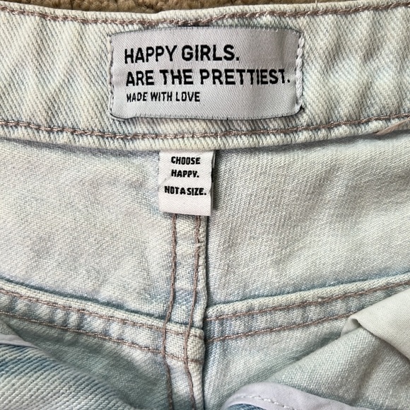 Les Basics high waisted distressed denim shorts - Picture 3 of 3